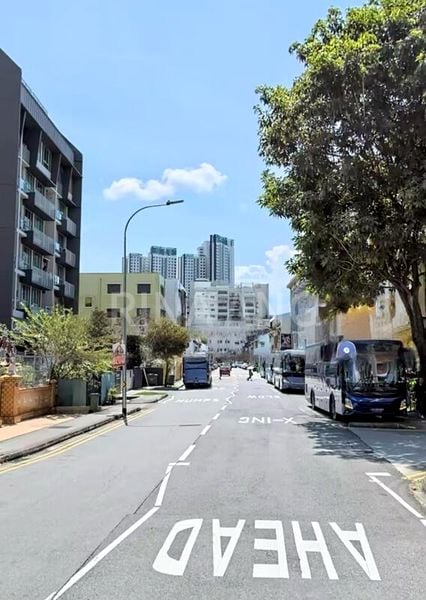 Common Room (HDB) for Rent in 684 Race Course Road - Image 4