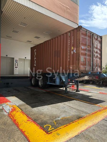 Light Industrial (B1) for Rent: Lian Cheong Industrial Building - Image 1