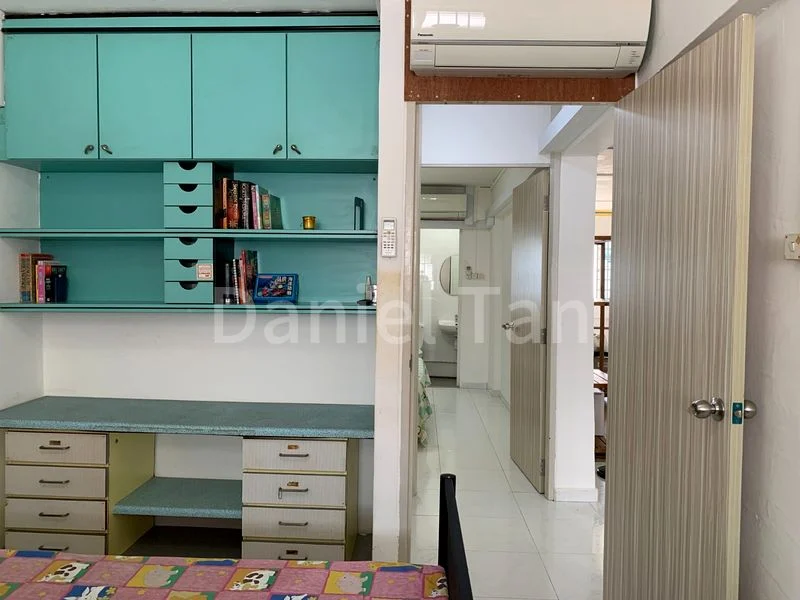 3 Room (3A) HDB for Rent in 403 Sin Ming Avenue - Image 5