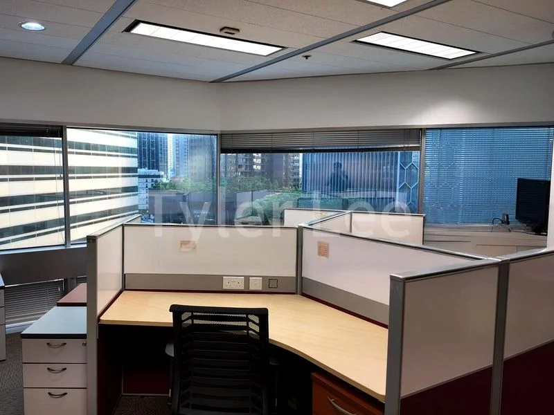 Office for Rent: Gateway East - Image 9