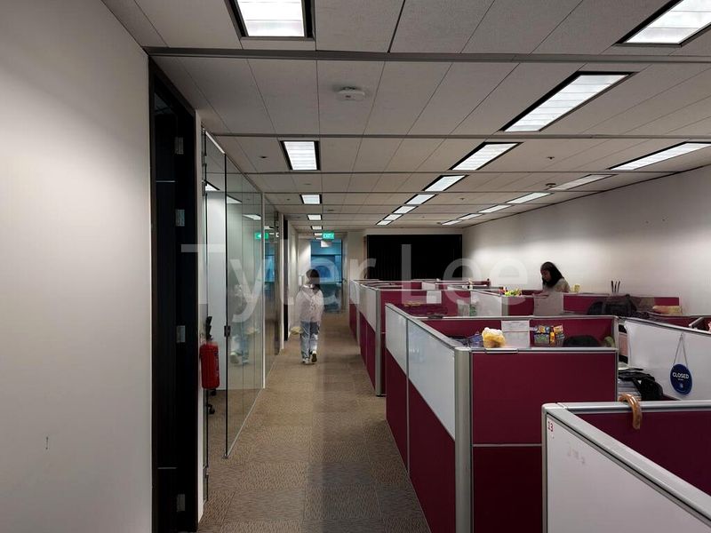 Office for Rent: Gateway East - Image 10