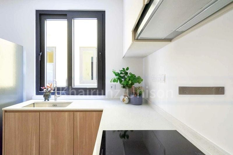 4 Bed Apartment (Condo) for Rent in  MetroResidences Newton - Image 7