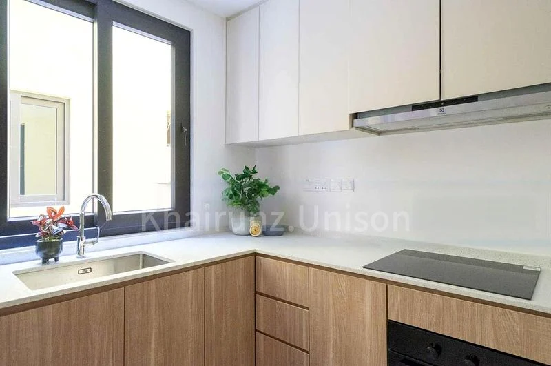 4 Bed Apartment (Condo) for Rent in  MetroResidences Newton - Image 6