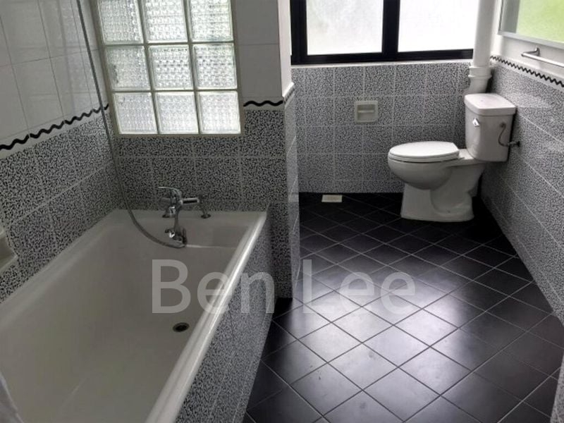 6 Bed Bungalow (Landed) for Rent in Binjai Park - Image 8