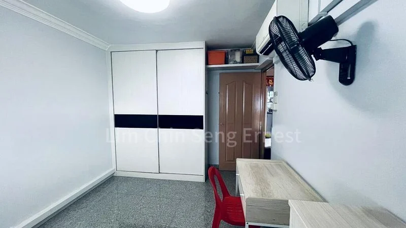 Common Room (HDB) for Rent in  150 Yishun Street 11 - Image 1