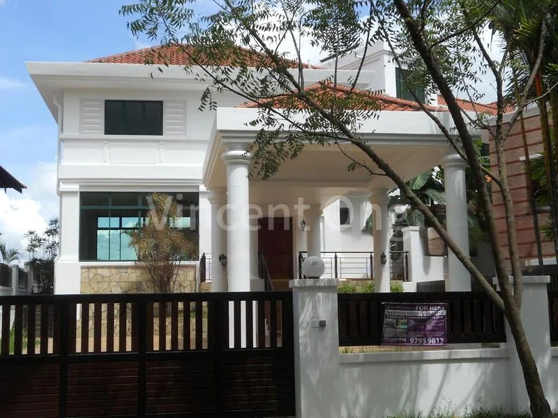 6 Bed Bungalow (Landed) for Sale in Pinewood Grove - Image 2