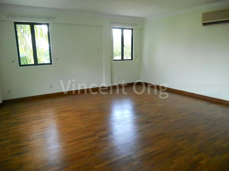 6 Bed Bungalow (Landed) for Sale in Pinewood Grove - Image 14