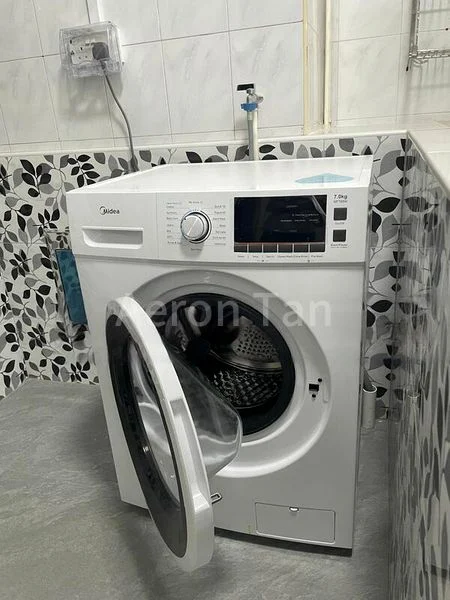 3 Room (3NG) HDB for Rent in  417 Ang Mo Kio Avenue 10 - Image 1