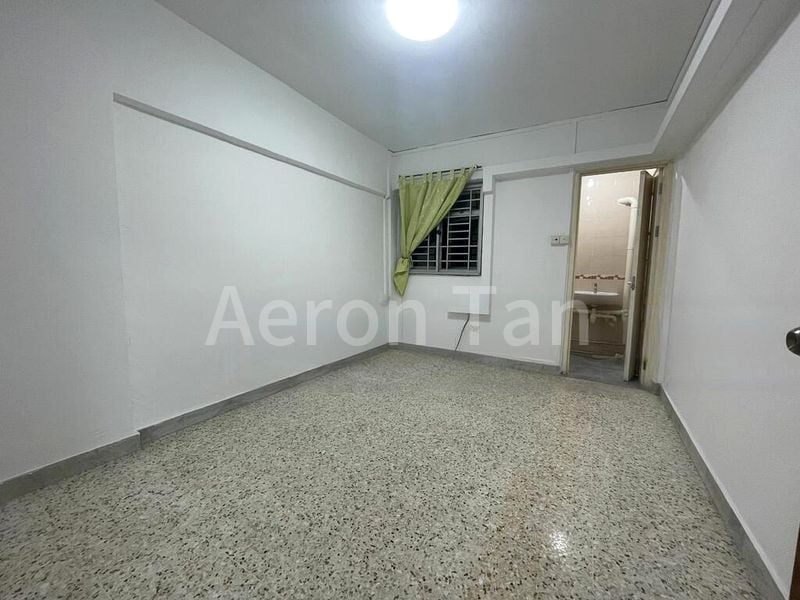 3 Room (3NG) HDB for Rent in  417 Ang Mo Kio Avenue 10 - Image 4