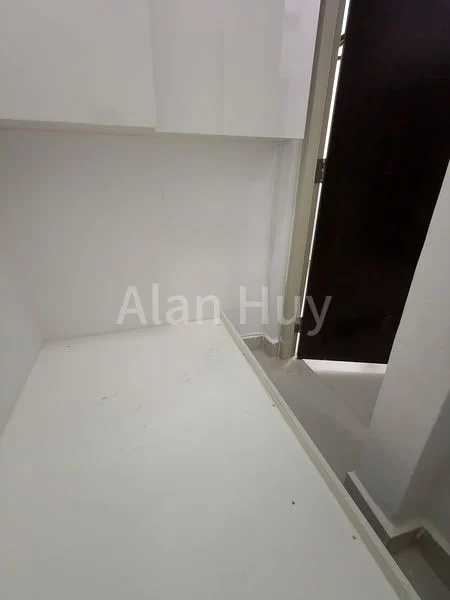 Common Room (Condo) for Rent in The Anchorage - Image 11