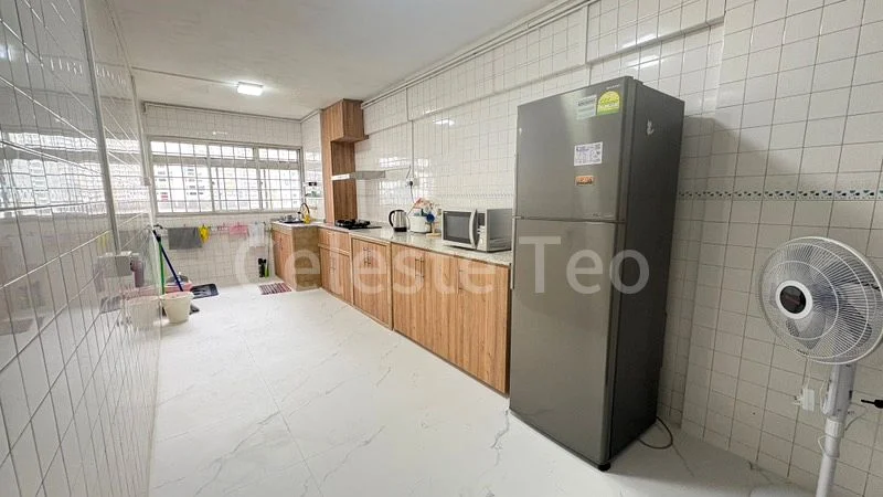 5 Room (5I) HDB for Rent in  53 Teban Gardens Road - Image 3