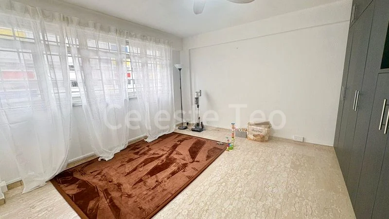 5 Room (5I) HDB for Rent in  53 Teban Gardens Road - Image 5