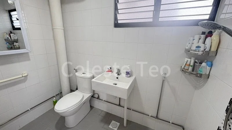 5 Room (5I) HDB for Rent in  53 Teban Gardens Road - Image 8