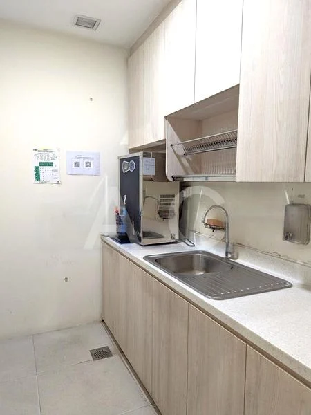 Office for Rent: SLF Building - Image 1
