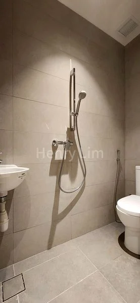 4 Bed Condo for Sale in Parksuites - Image 19