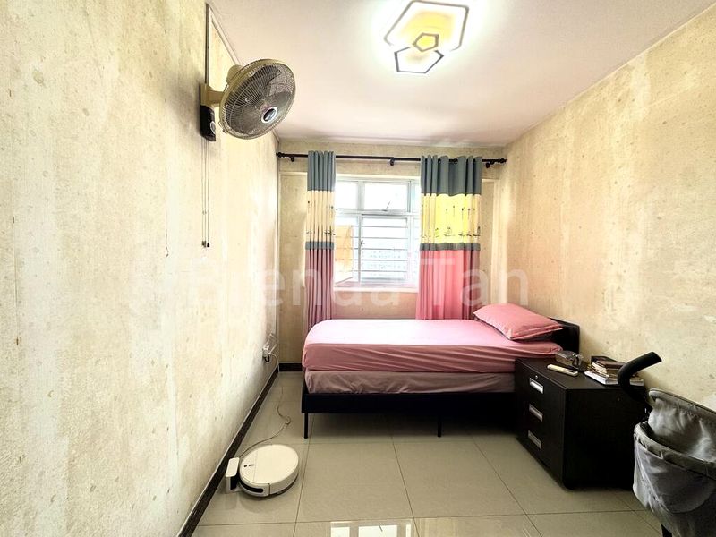 4 Room (4A) HDB for Sale in  121D Canberra Street - Image 9