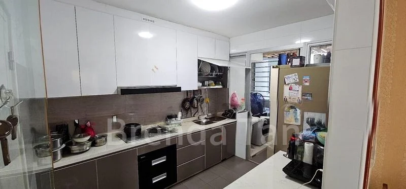 4 Room (4A) HDB for Sale in  121D Canberra Street - Image 3
