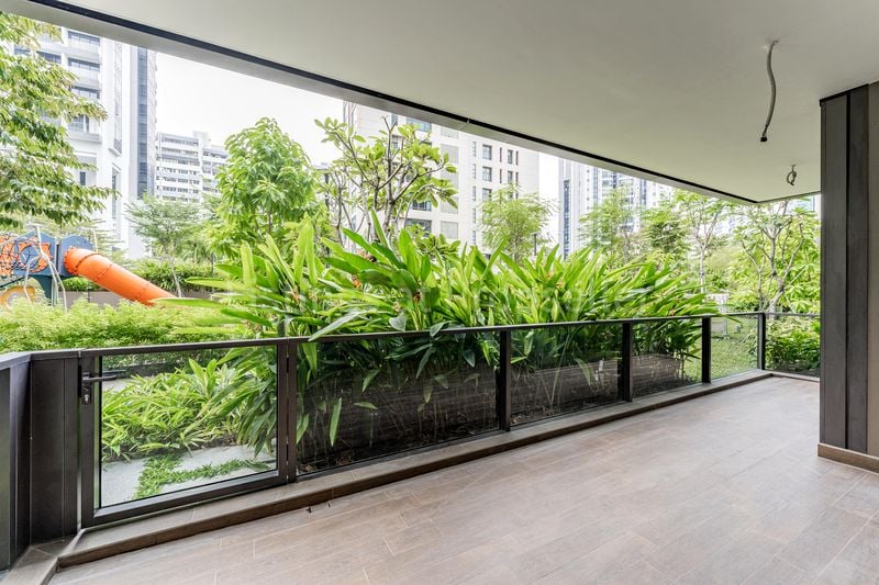 2 Bed Condo for Sale in Liv @ MB - Image 2