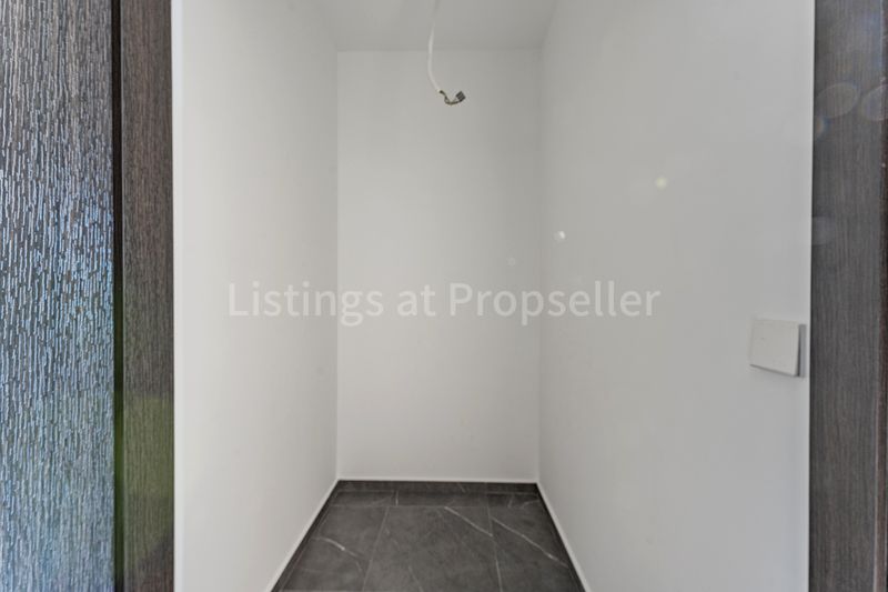 2 Bed Condo for Sale in Liv @ MB - Image 10