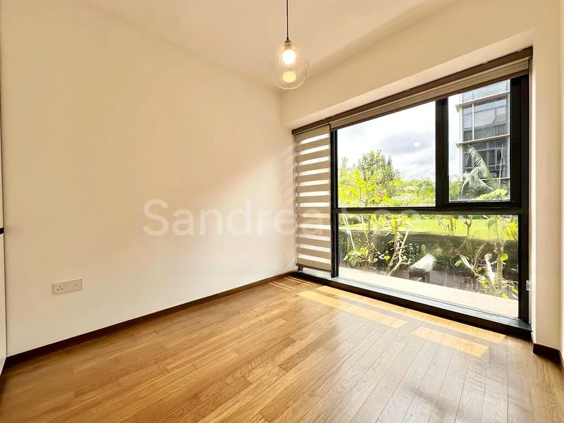 3 Bed Condo for Rent in  Royalgreen - Image 4