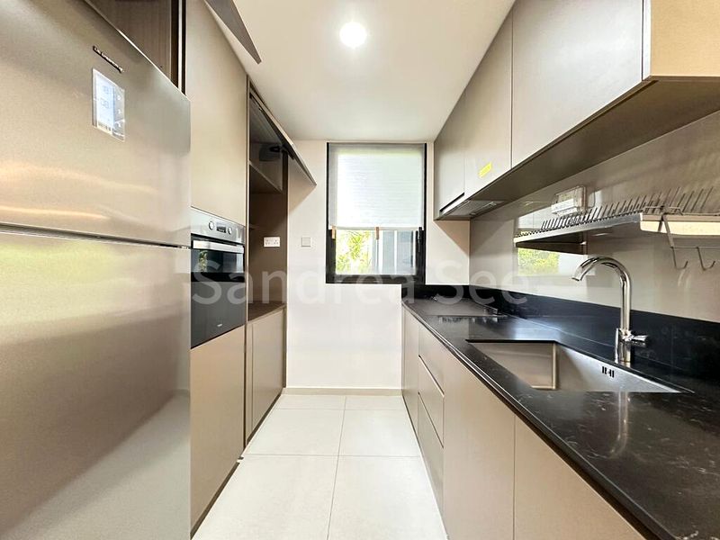 3 Bed Condo for Rent in  Royalgreen - Image 12