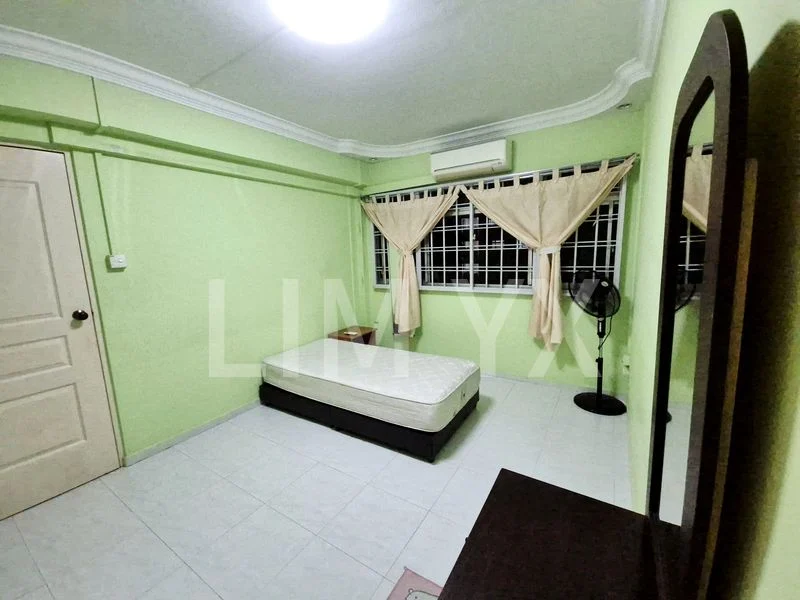 Common Room (HDB) for Rent in 862 Woodlands Street 83 - Image 2