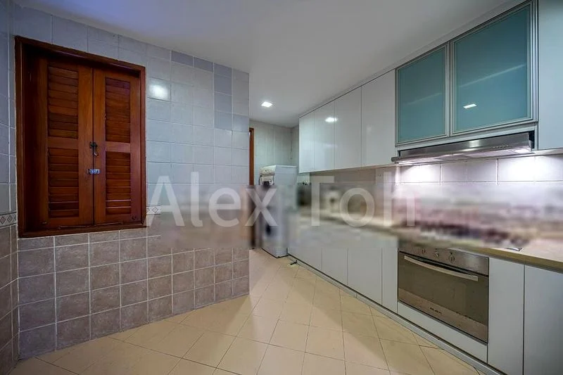 3 Bed Walk-up Apartment (Condo) for Rent in  Orchard Bel Air - Image 9