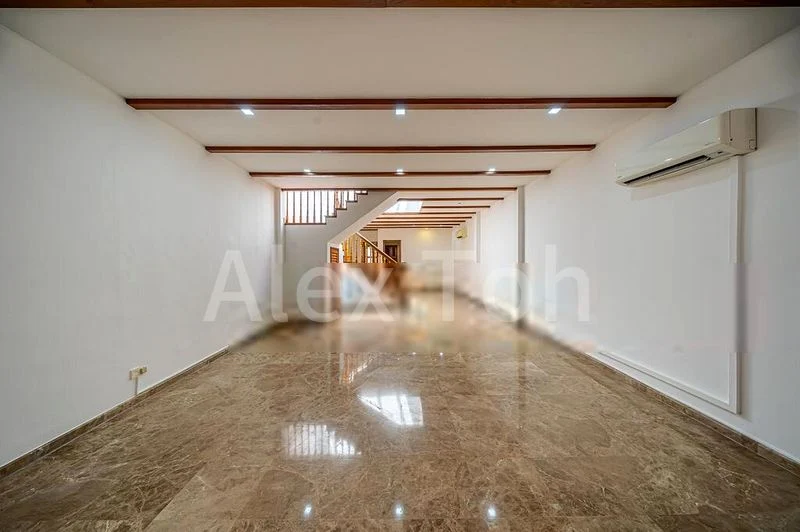 3 Bed Walk-up Apartment (Condo) for Rent in  Orchard Bel Air - Image 11
