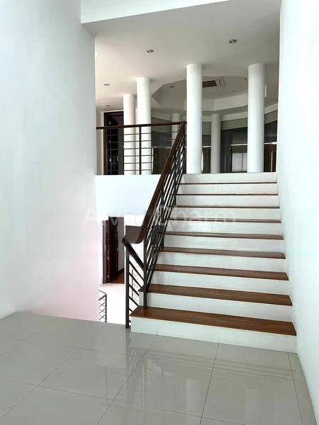 4+1 Bed Bungalow (Landed) for Rent in Second Avenue - Image 11