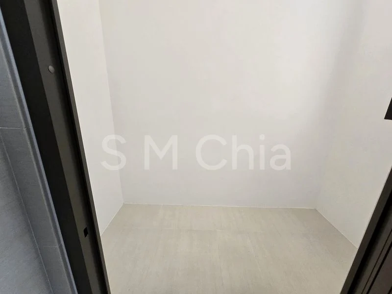 3+1 Bed Apartment (Condo) for Rent in  Klimt Cairnhill - Image 11