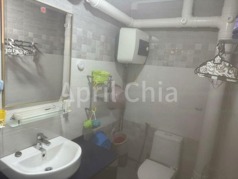 Room (HDB) for Rent in  497J Tampines Street 45 - Image 11