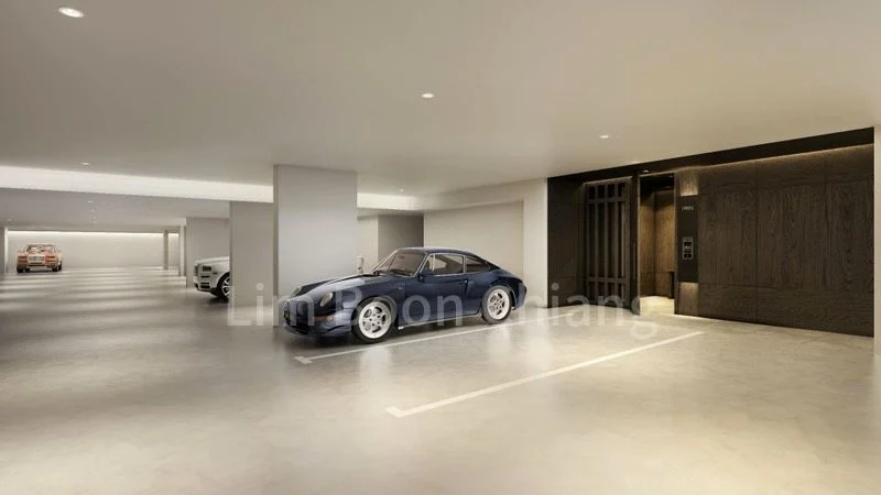 4 Bed Condo for Sale in 21 Anderson - Image 1