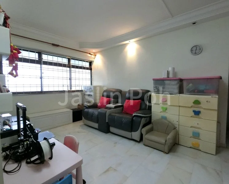 4 Room (4A) HDB for Sale in  730 Tampines Street 71 - Image 1