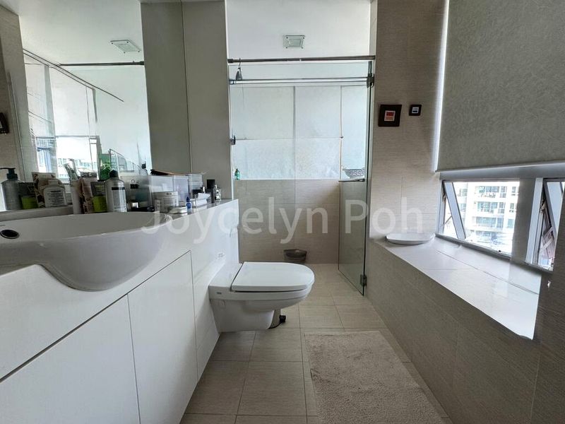 3 Bed Apartment (Condo) for Rent in Regency Suites - Image 11
