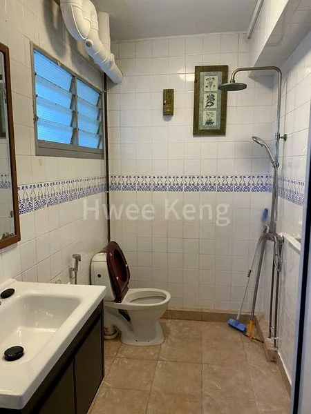 5 Room (5I) HDB for Rent in  188 Pasir Ris Street 12 - Image 5