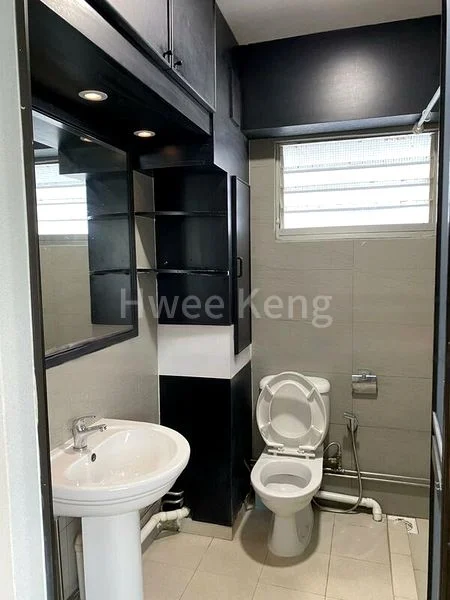 5 Room (5I) HDB for Rent in  188 Pasir Ris Street 12 - Image 6