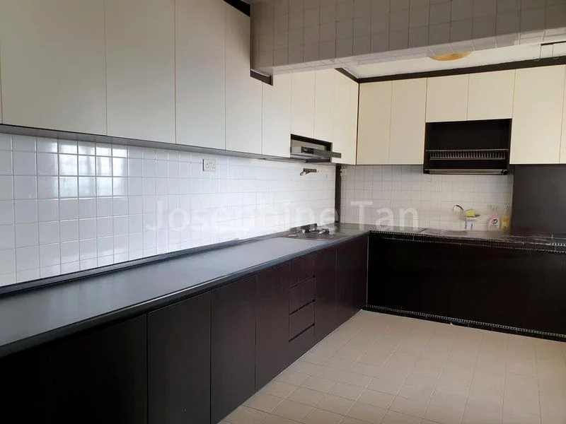 3 Bed Apartment (Condo) for Rent in  Neptune Court - Image 3