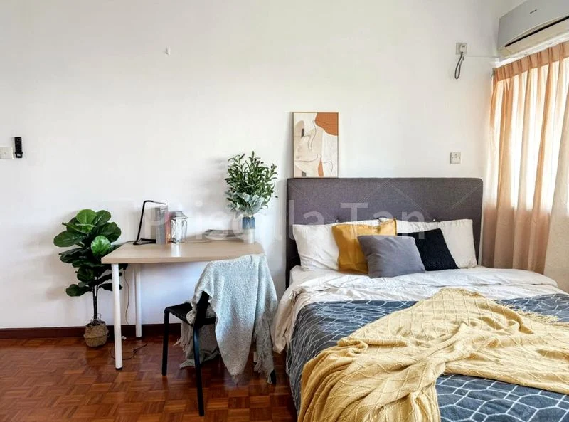 Common Room (Condo) for Rent in  Ridgewood Condominium / Ridgewood - Image 1