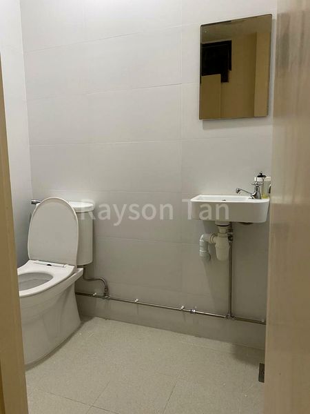 2 Bed Condo for Rent in  Richmond Park - Image 12