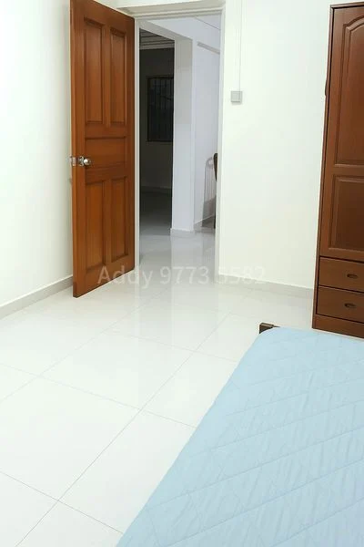 Common Room (HDB) for Rent in 145 Simei Street 2 - Image 1