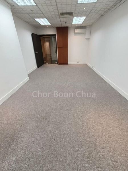 Office for Sale: International Plaza - Image 2