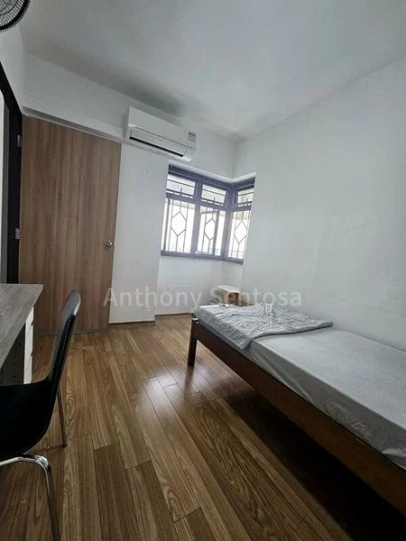 Common Room (HDB) for Rent in  462 Clementi Avenue 3 - Image 6