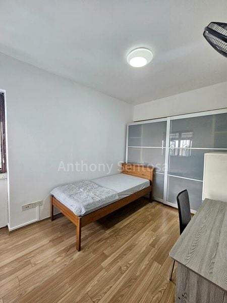 Common Room (HDB) for Rent in  462 Clementi Avenue 3 - Image 5
