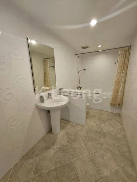 3 Bed Condo for Rent in  Ridgewood Condominium / Ridgewood - Image 17