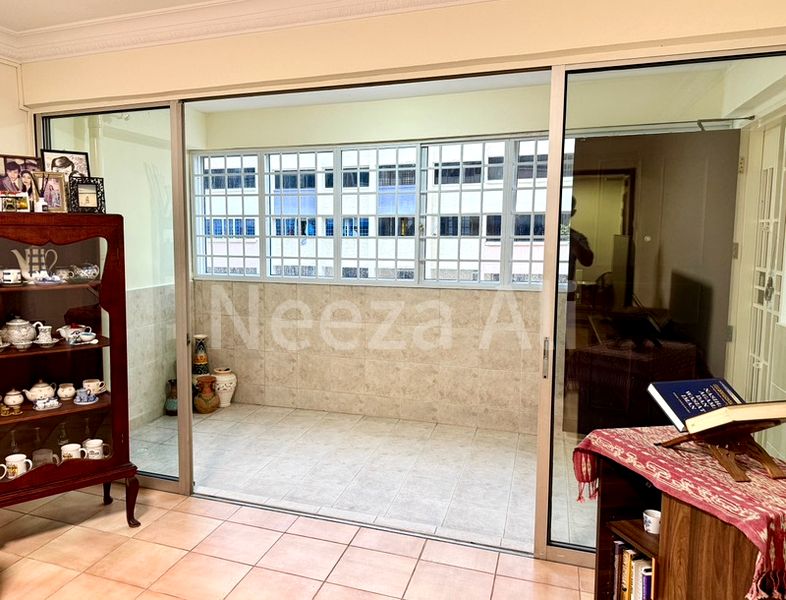 5 Room (5I) HDB for Sale in  232 Yishun Street 21 - Image 4