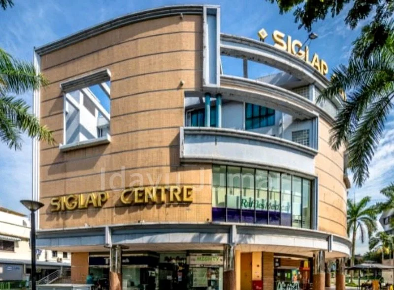 6 Bed (Landed) for Sale in  Marine Garden - Image 3