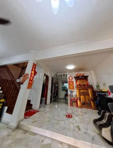 4 Bed Corner Terrace (Landed) for Sale in  Kembangan Estate - Image 3
