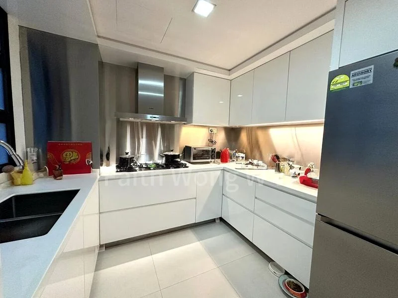 2 Bed Condo for Sale in Holland Peak - Image 7