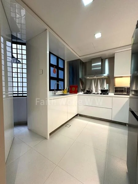 2 Bed Condo for Sale in Holland Peak - Image 5