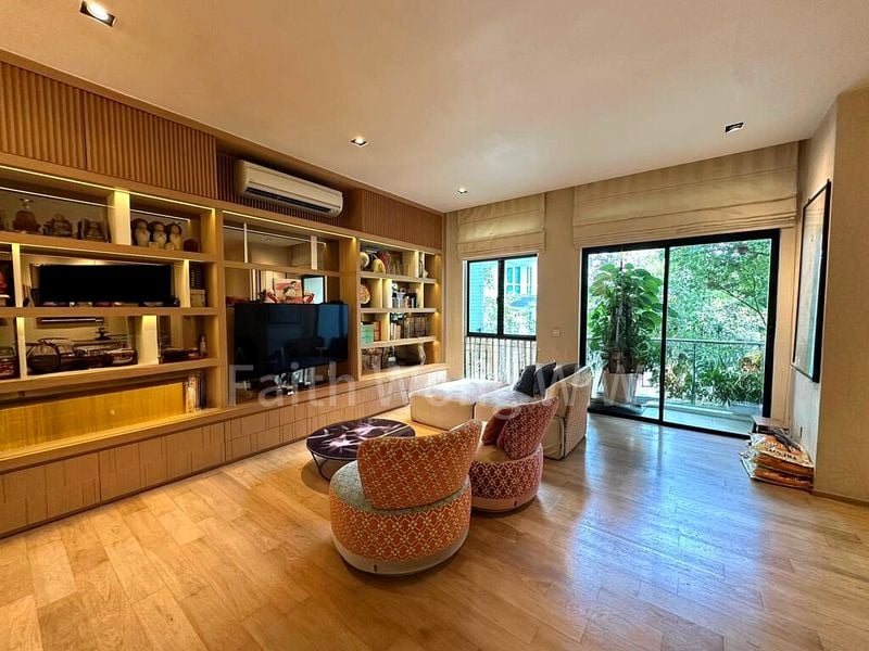 2 Bed Condo for Sale in Holland Peak - Image 14